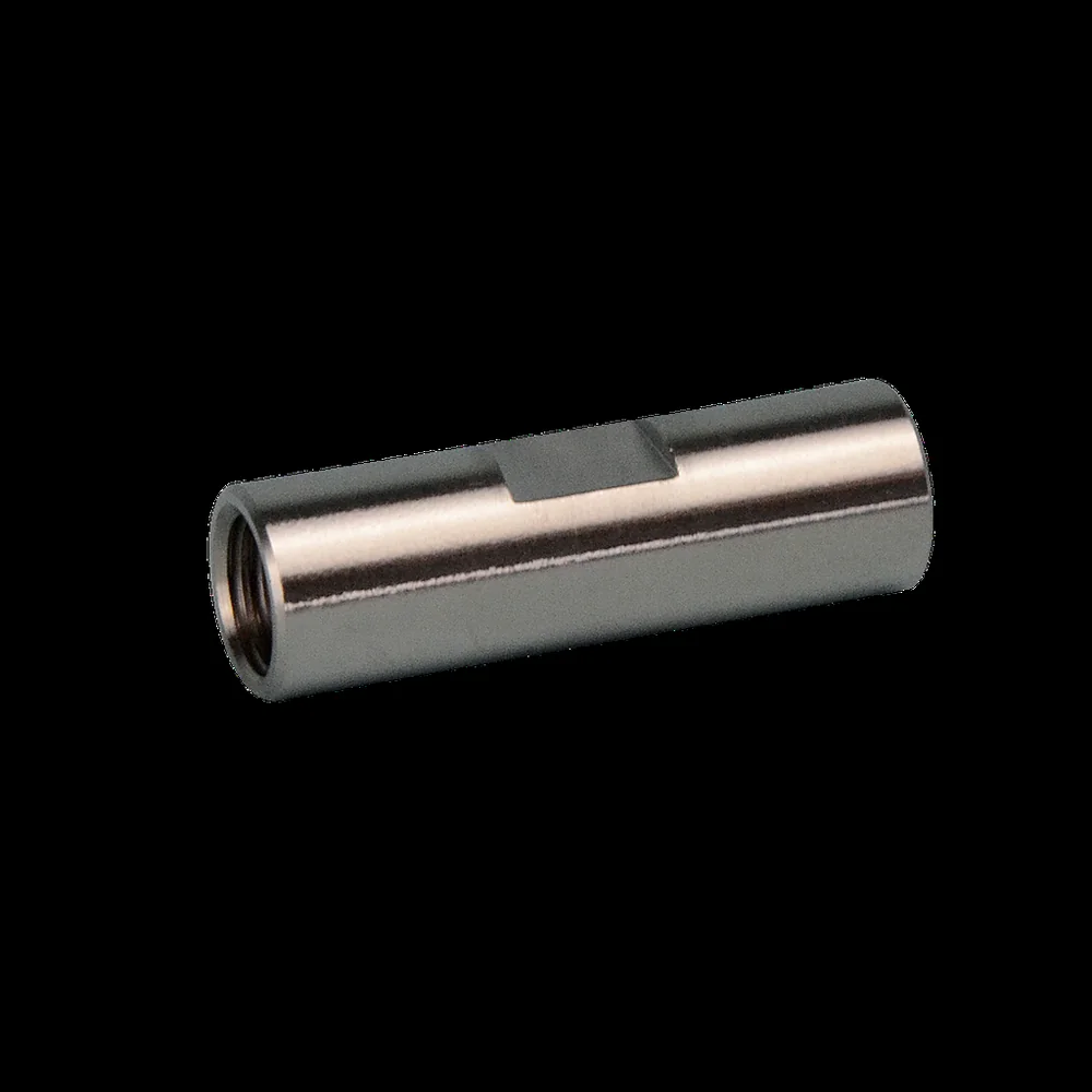 Соединитель для соединения 1/16"- 1/8" капилляры,нерж. сталь, 1/16" (UNF 10-32) на 1/8" (UNF 1/4-28), 1 шт.